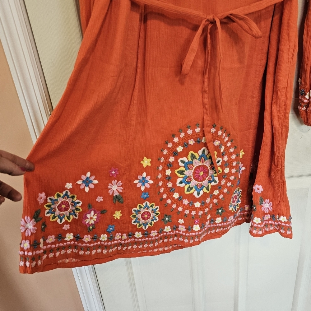 Boden Bohemian Floral Embroidered Cotton Gauzy Shift Dress SIZE 6L - Picture 4 of 9